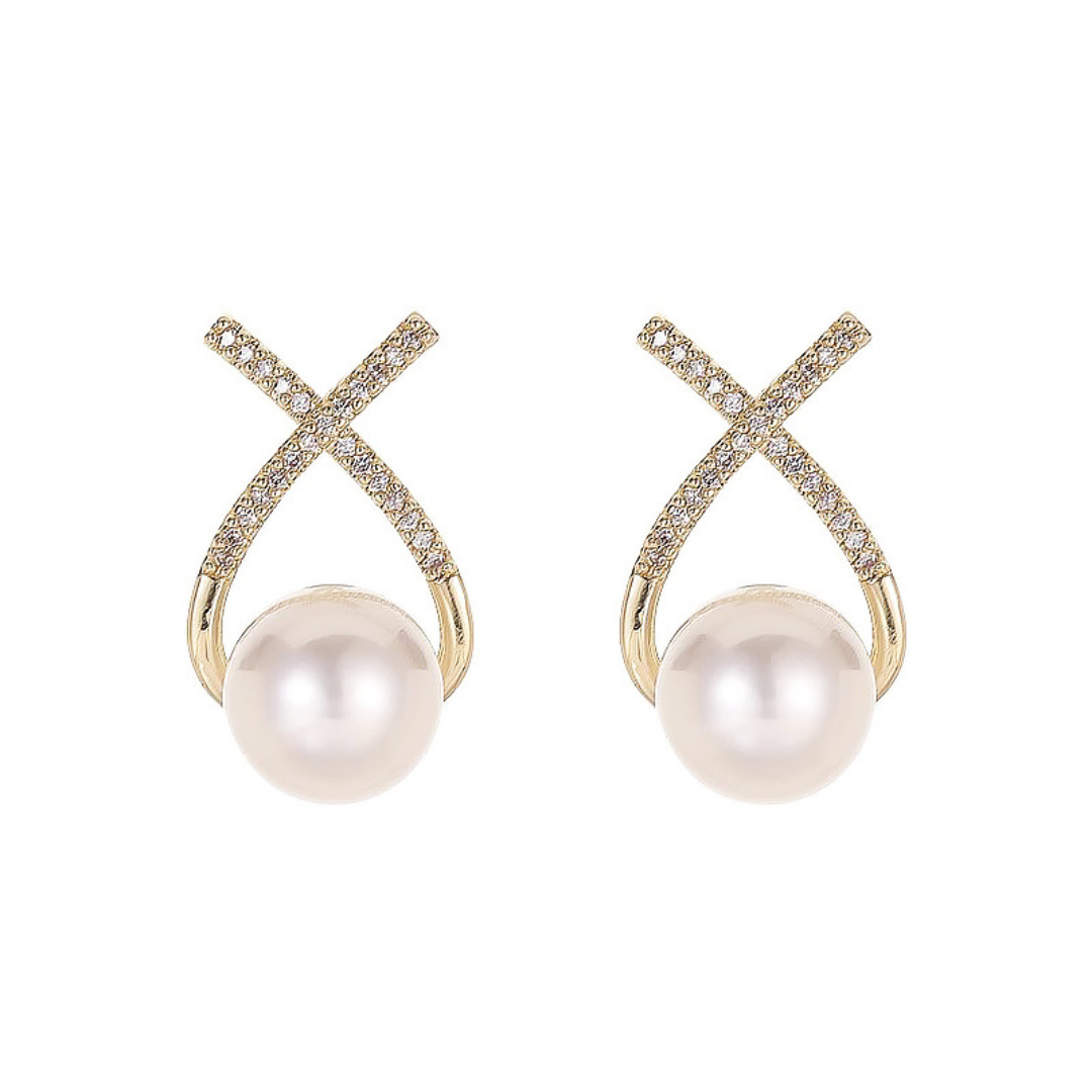 Fine Diamond Pearl Earrings